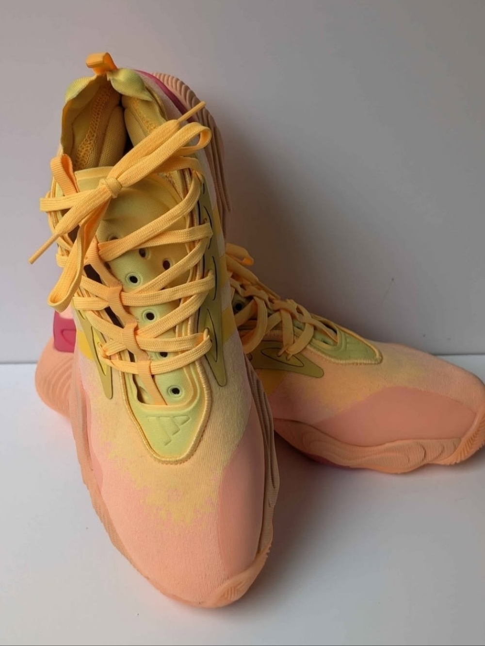 Adidas Trae Young 3 - Acid Orange